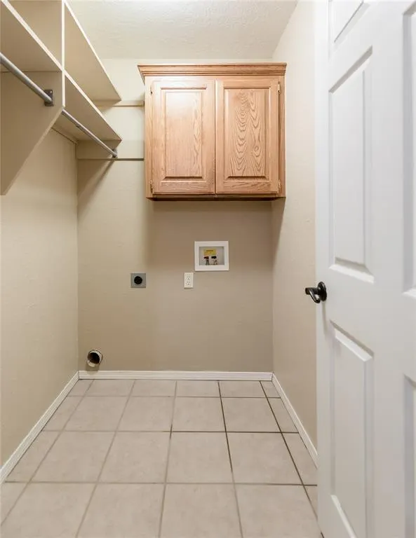 Photo 15 — 141 Calhoon Street, Elk City, OK 73644