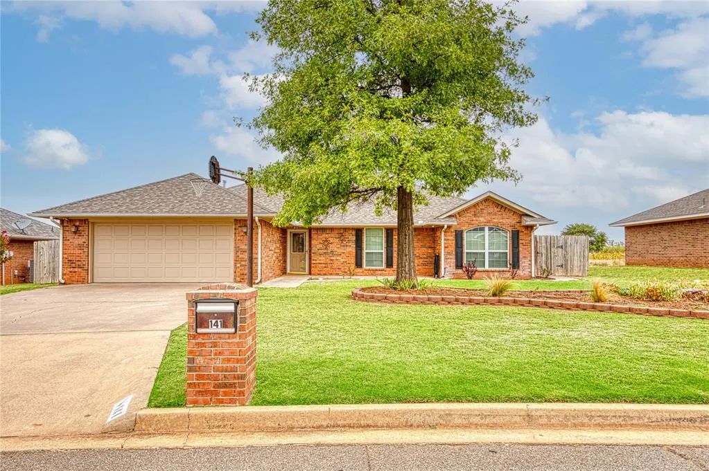 Front exterior — 141 Calhoon Street, Elk City, OK 73644