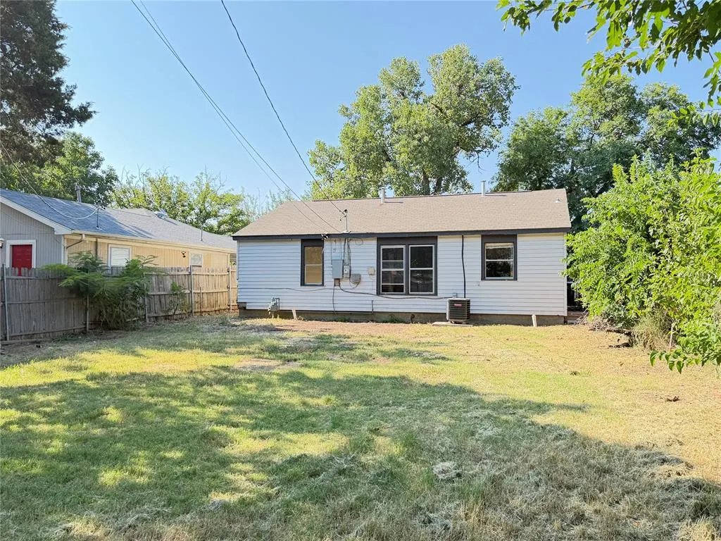 Photo 16 — 1405 NW 94th Street, Oklahoma City, OK 73114
