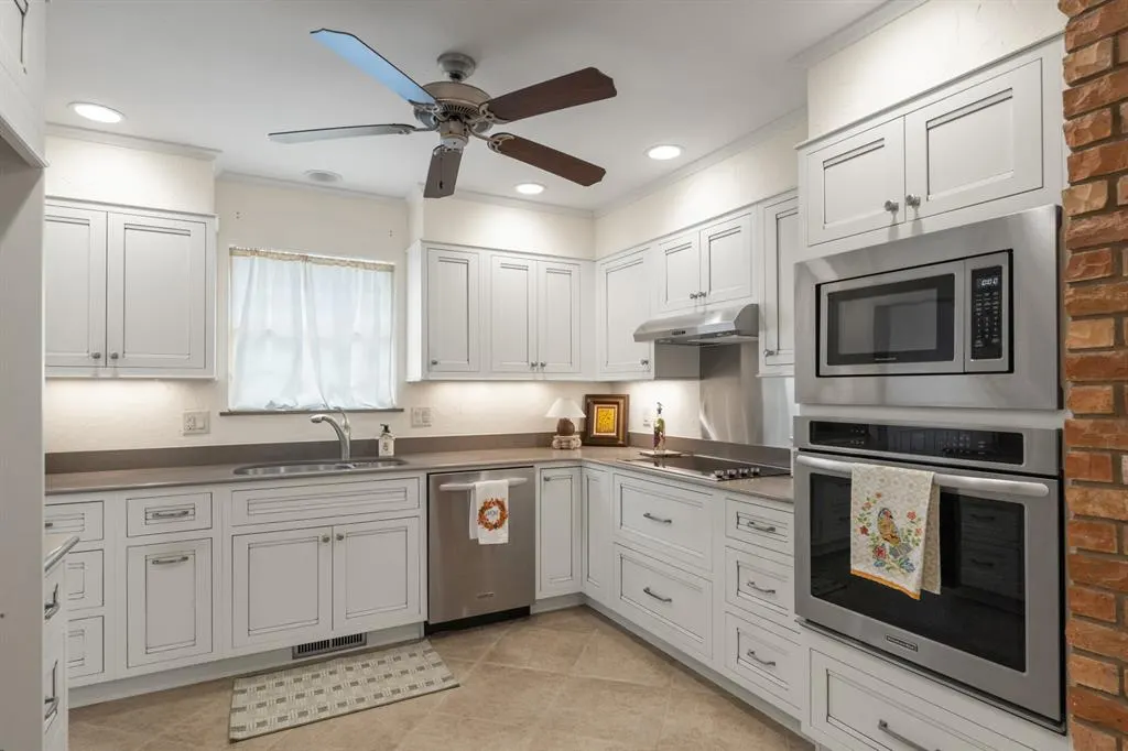 Photo 12 — 3112 Brookhollow Road, Oklahoma City, OK 73120