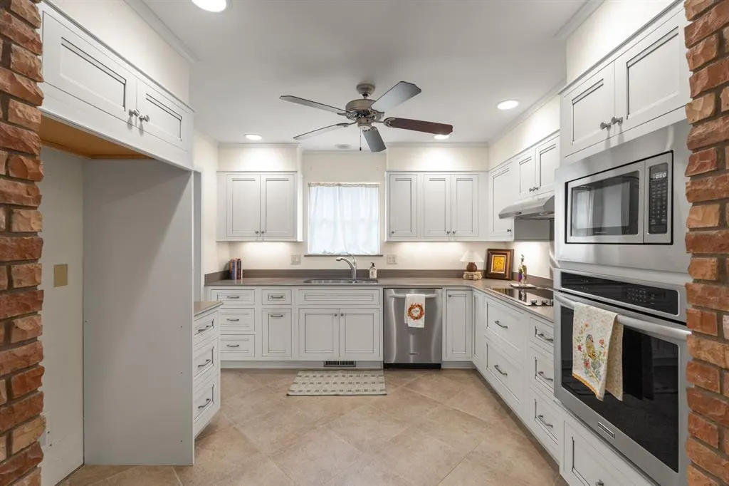 Photo 16 — 3112 Brookhollow Road, Oklahoma City, OK 73120