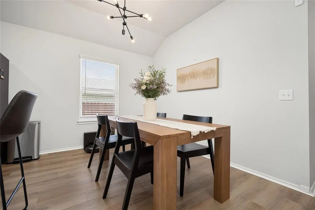 Photo 9 — 817 Twin Lakes Drive, Noble, OK 73068