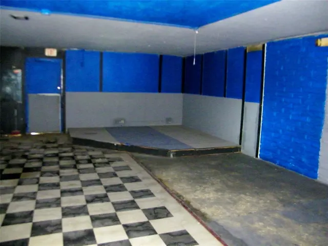 Photo 2 — 1201 SW Sheridan Avenue, Lawton, OK 73505