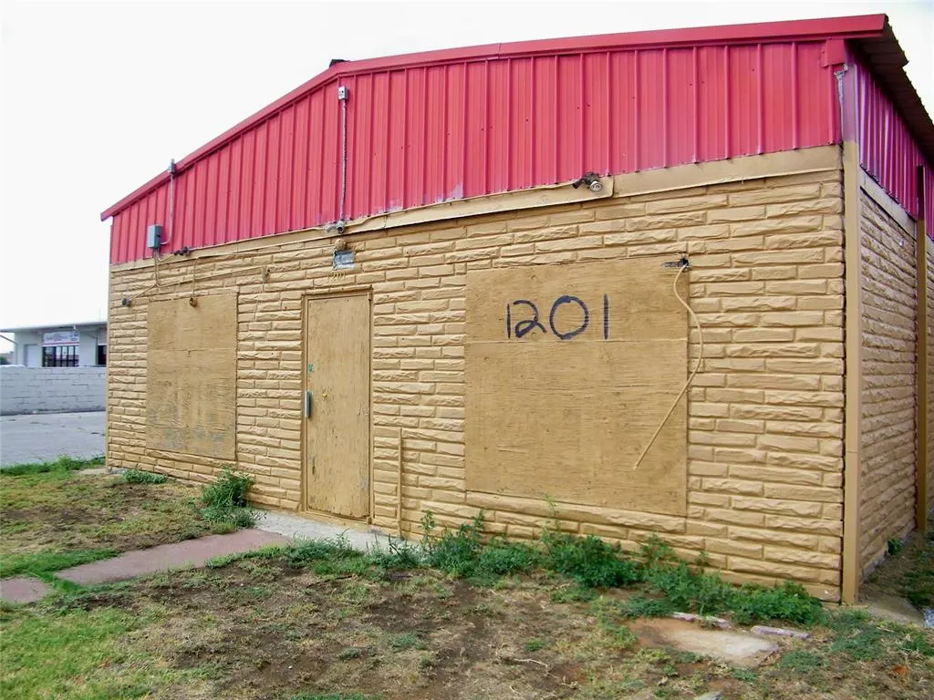 Photo 20 — 1201 SW Sheridan Avenue, Lawton, OK 73505