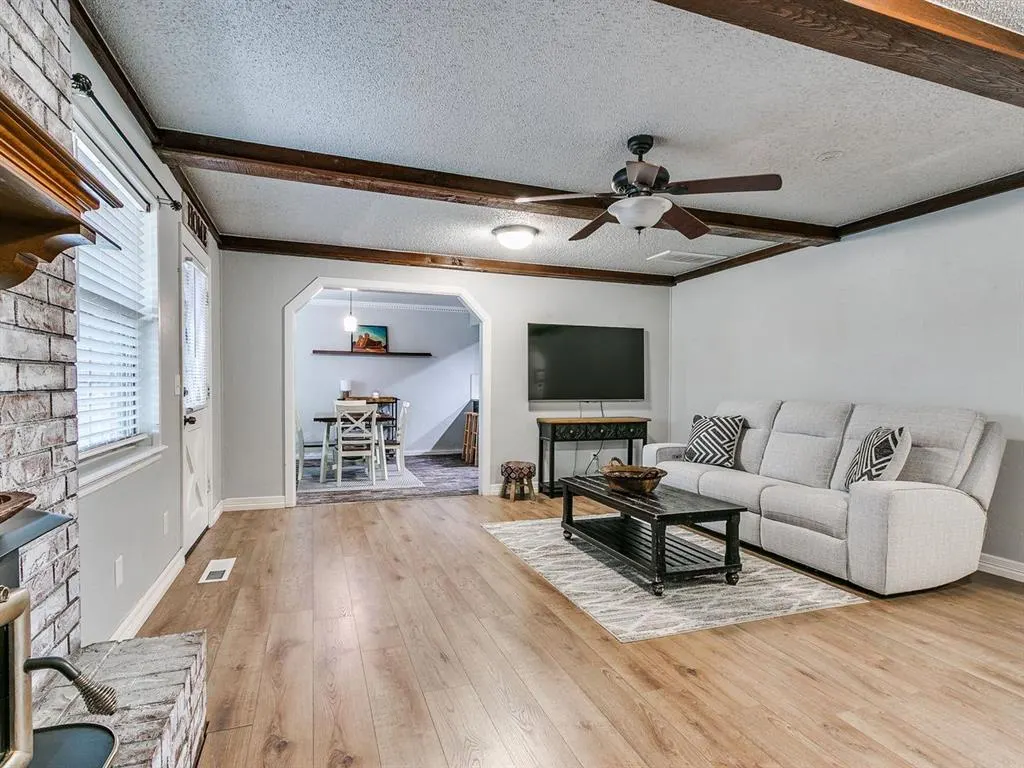 Photo 13 — 404 Ember Glow, Moore, OK 73160