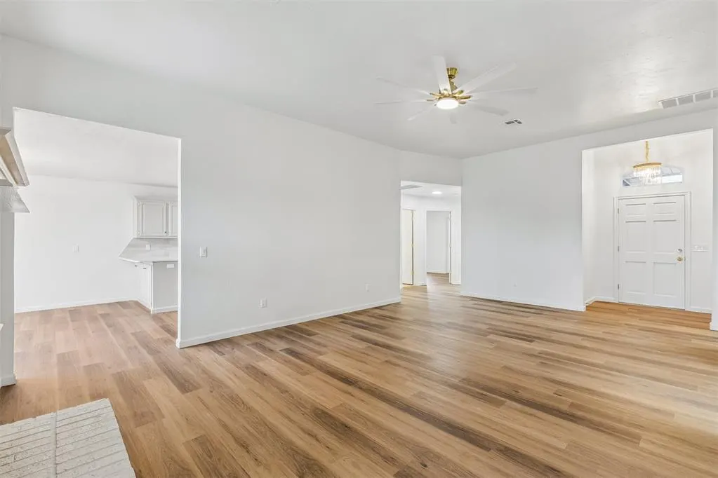 Photo 9 — 8509 Curtis Terrace, Oklahoma City, OK 73132