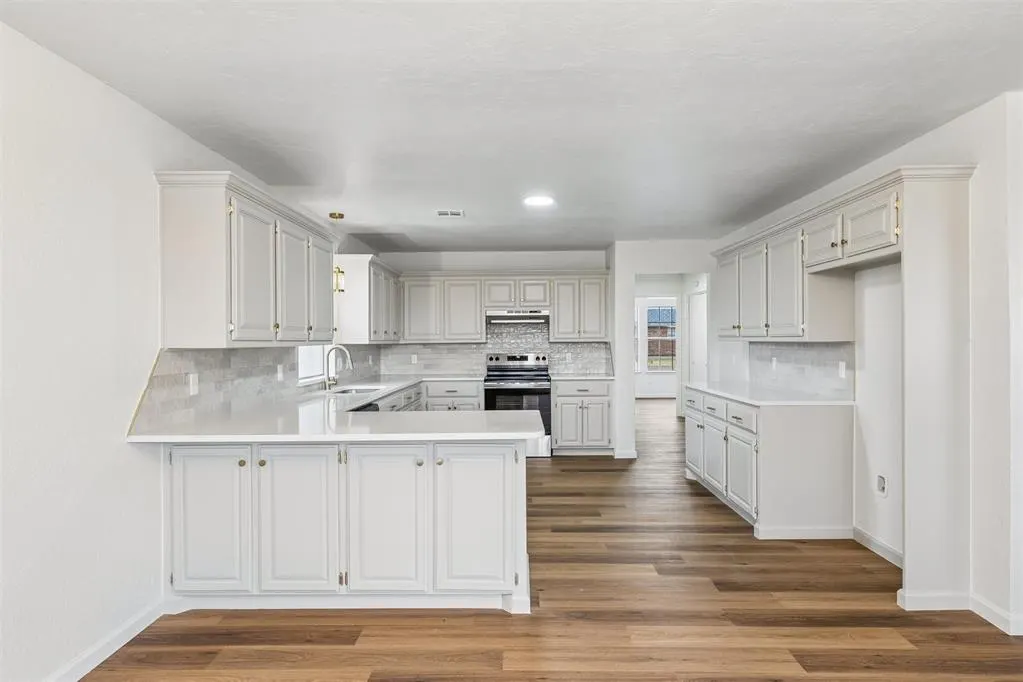 Photo 13 — 8509 Curtis Terrace, Oklahoma City, OK 73132