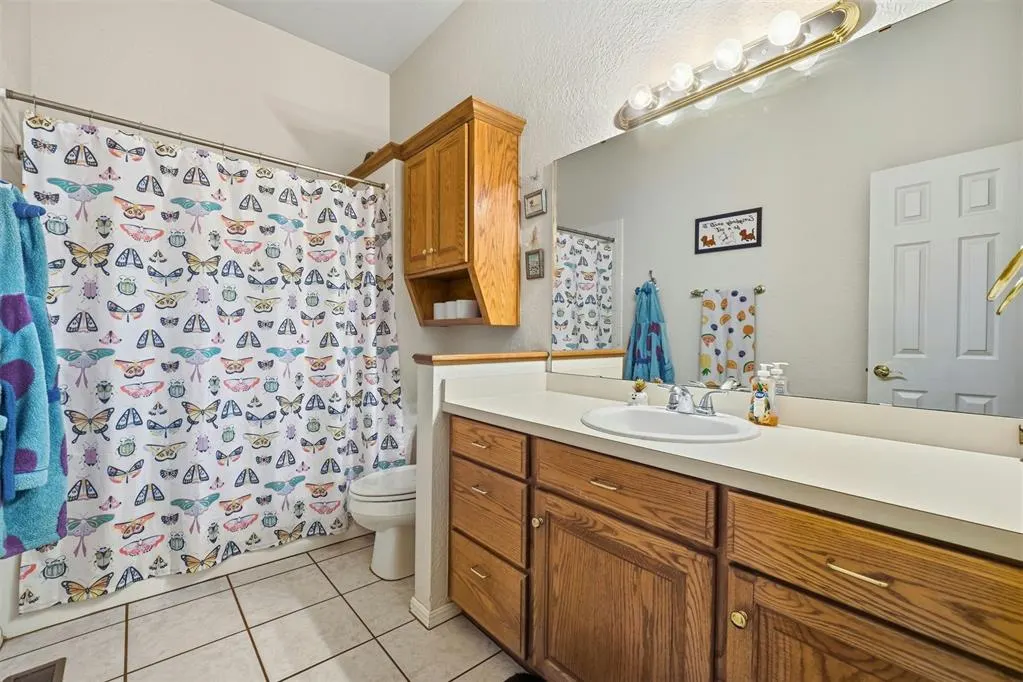 Photo 26 — 4 N Covey Street, Sayre, OK 73662