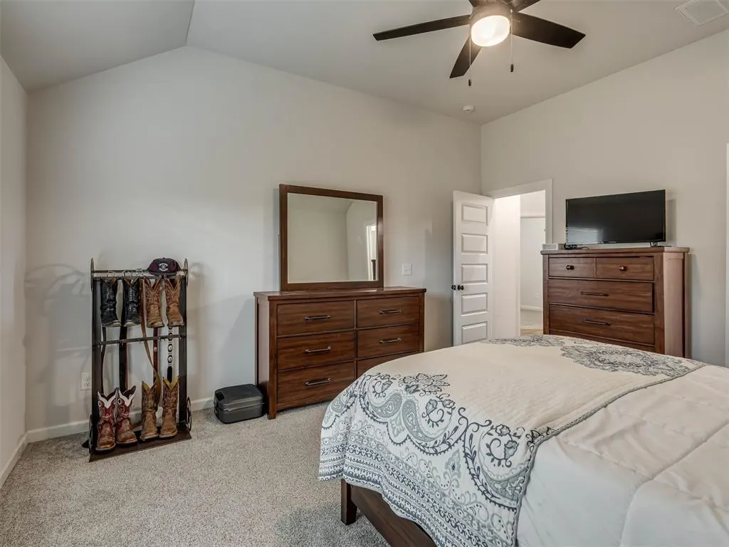 Photo 14 — 2424 Creekview Trail, Moore, OK 73160