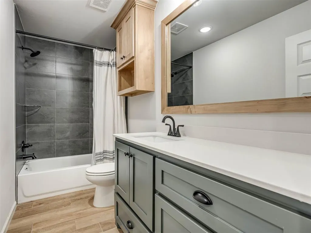 Photo 26 — 2424 Creekview Trail, Moore, OK 73160