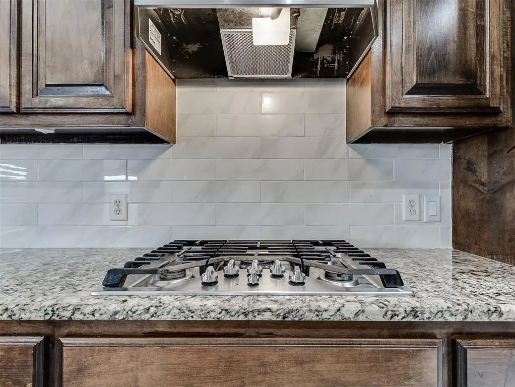 Photo 15 — 18501 El Greco Drive, Edmond, OK 73012