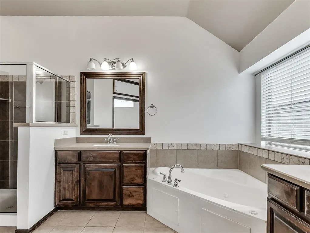 Photo 24 — 18501 El Greco Drive, Edmond, OK 73012
