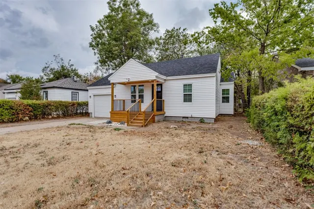 Photo 3 — 3208 S Goff Avenue, Oklahoma City, OK 73119