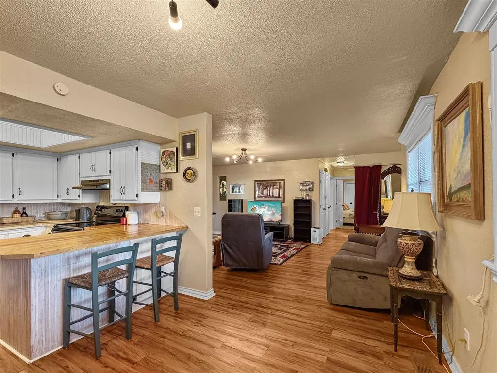 Photo 10 — 213 S 6th Street, Noble, OK 73068
