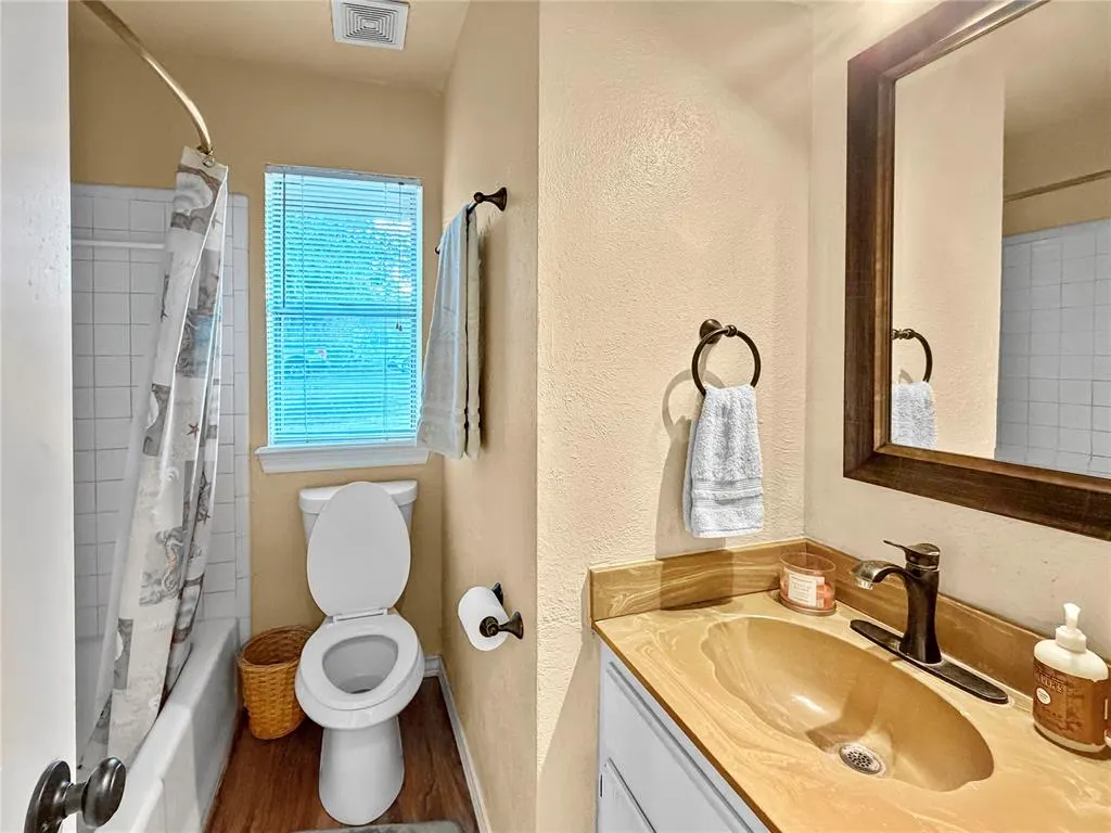 Photo 17 — 213 S 6th Street, Noble, OK 73068