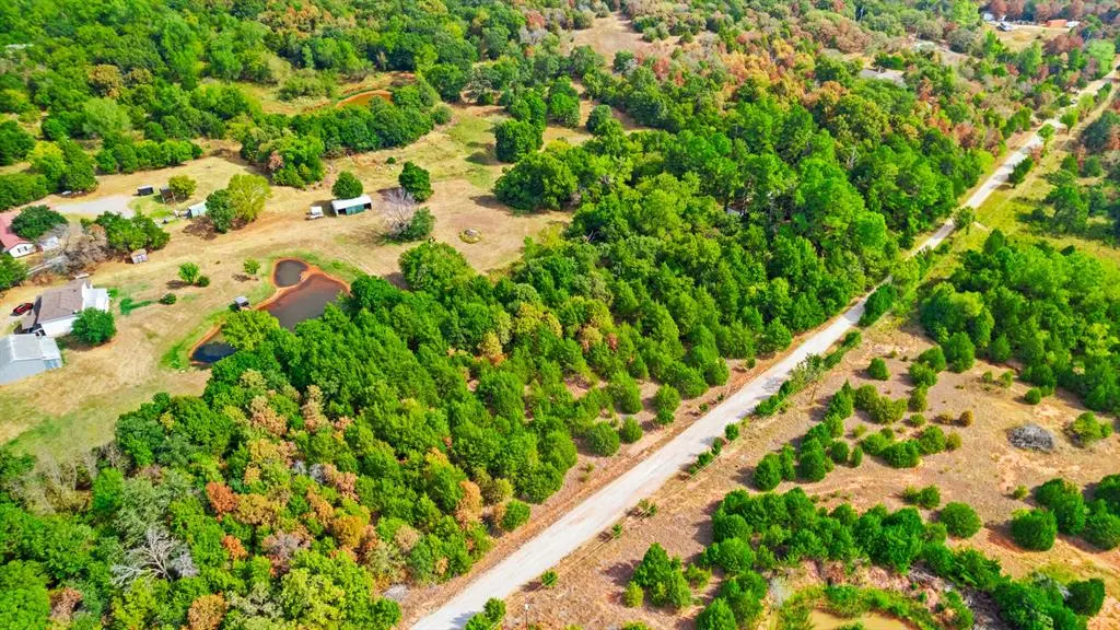 Photo 10 — 21152 Owens Drive, Luther, OK 73054