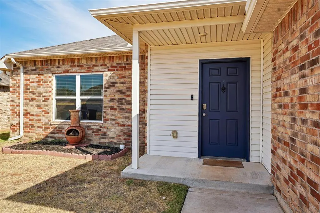 Photo 5 — 11105 NW 98th Street, Yukon, OK 73099