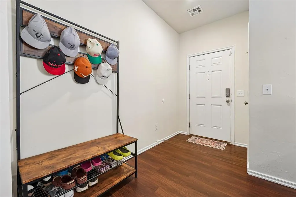 Photo 6 — 11105 NW 98th Street, Yukon, OK 73099