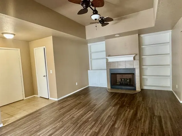 Photo 3 — 421 Sterling Pointe Way, Edmond, OK 73003
