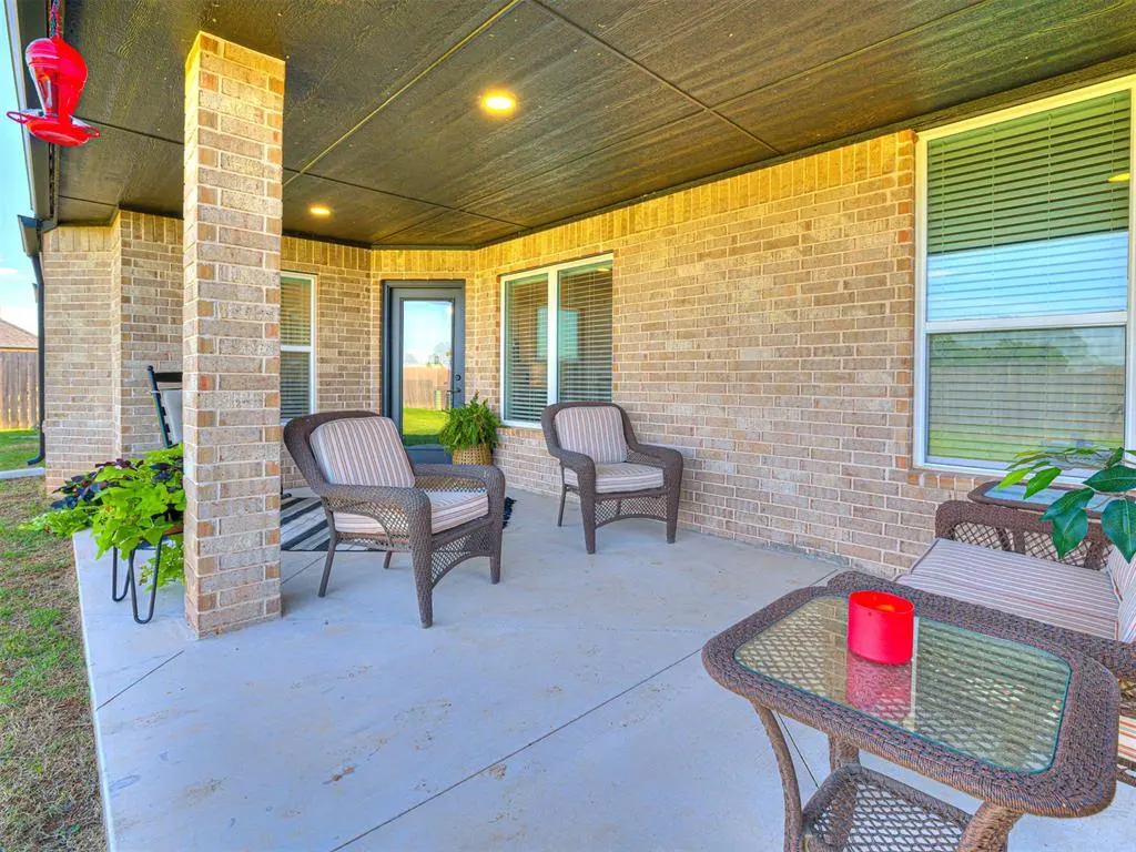Photo 6 — 4526 Red Bird Road, Shawnee, OK 74804
