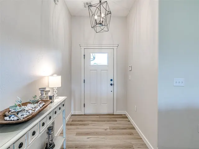 Photo 8 — 4526 Red Bird Road, Shawnee, OK 74804