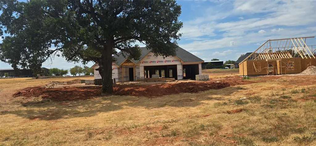Photo 2 — 1138 Wolf Creek Court, Blanchard, OK 73010