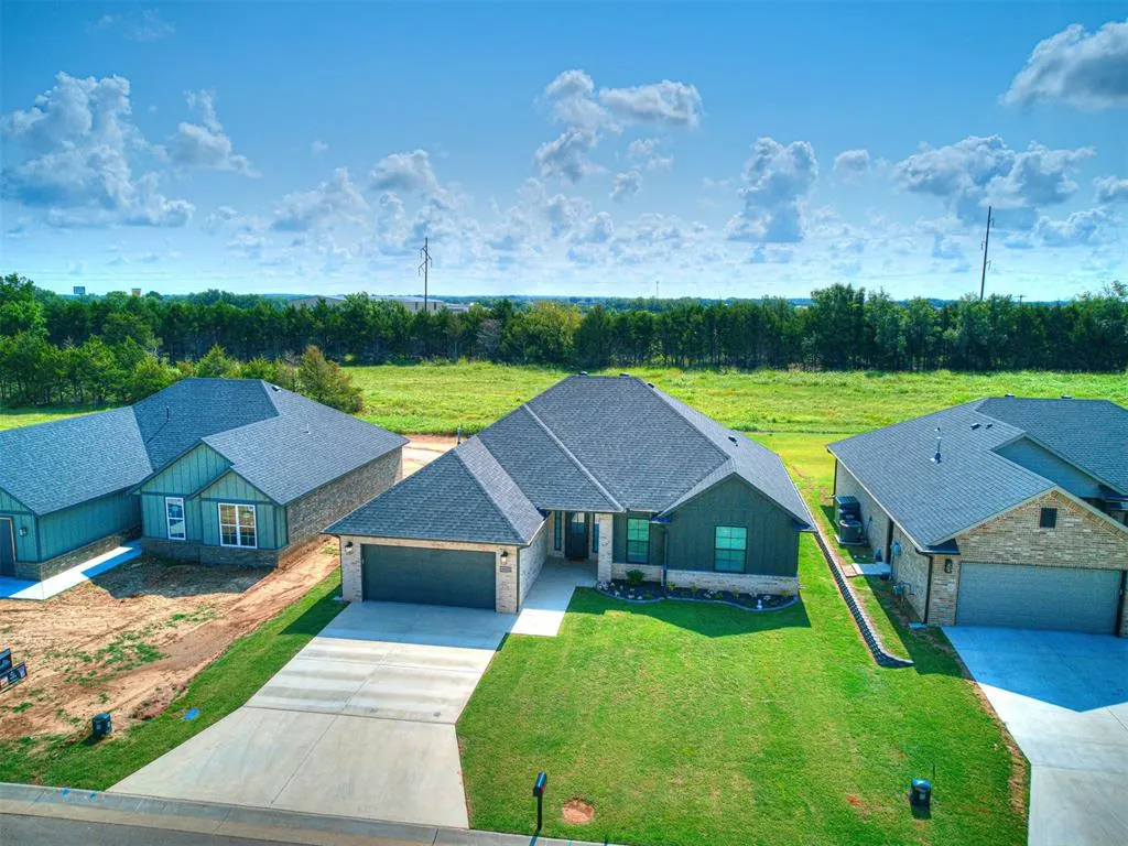 Front exterior — 4529 Red Bird Road, Shawnee, OK 74804