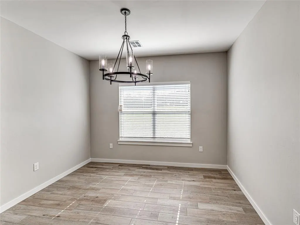 Photo 7 — 4529 Red Bird Road, Shawnee, OK 74804