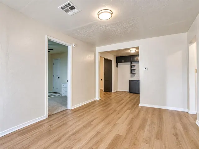 Photo 5 — 6114 Jacks Avenue, Oklahoma City, OK 73149