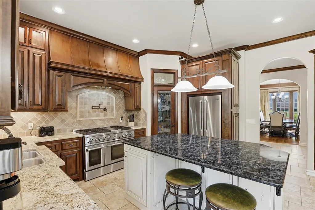 Photo 6 — 4301 Slate Bridge Road, Edmond, OK 73034
