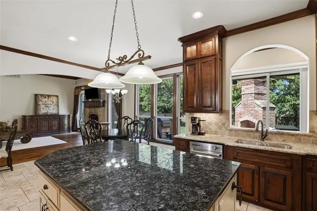 Photo 7 — 4301 Slate Bridge Road, Edmond, OK 73034