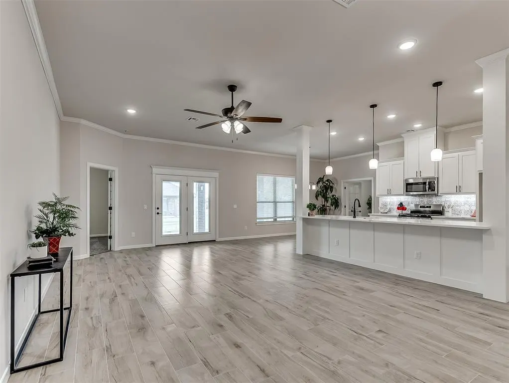 Photo 11 — 2904 Summit Hollow Circle, Norman, OK 73071