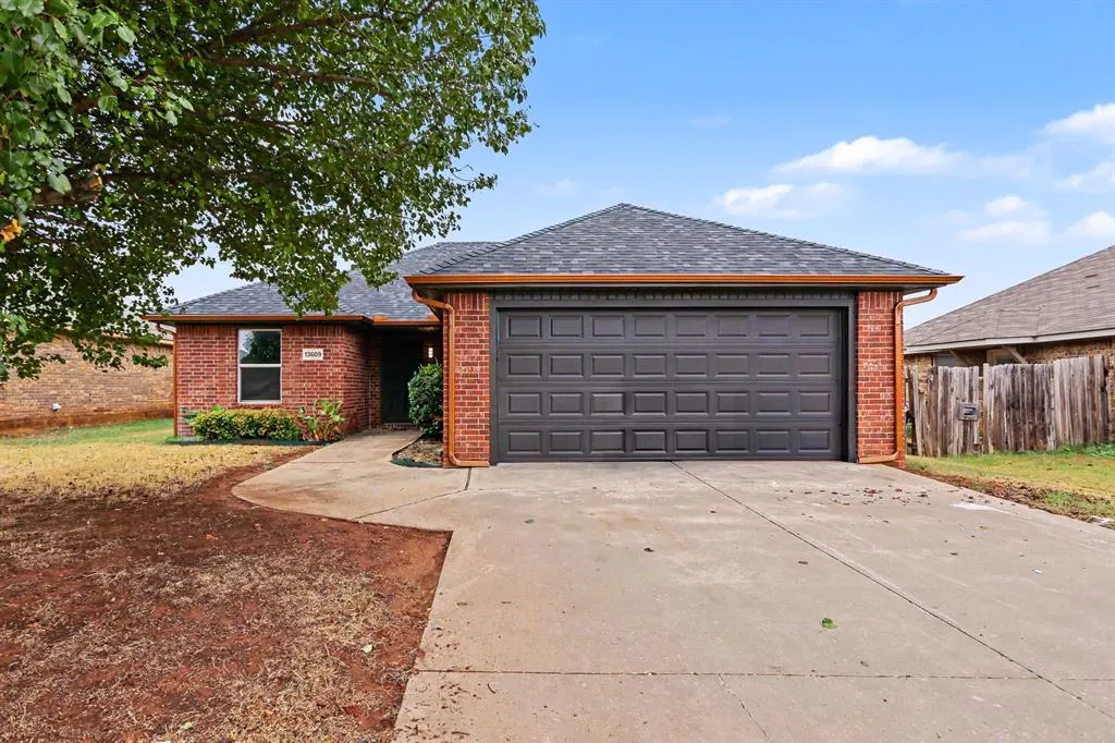 Front exterior — 13609 Canton Way, Piedmont, OK 73078