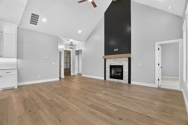 Photo 6 — 10433 SW 51st Street, Mustang, OK 73064