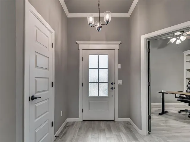 Photo 5 — 2913 Summit Hollow Circle, Norman, OK 73071
