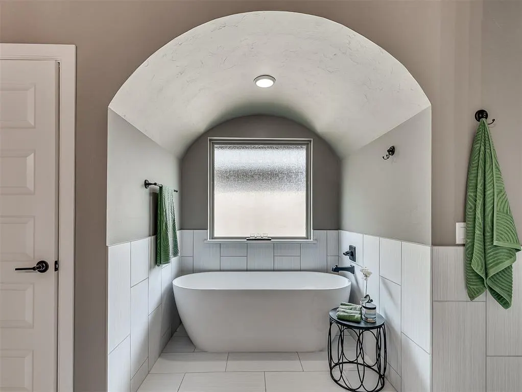 Photo 20 — 2913 Summit Hollow Circle, Norman, OK 73071