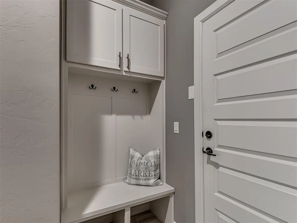 Photo 33 — 2913 Summit Hollow Circle, Norman, OK 73071
