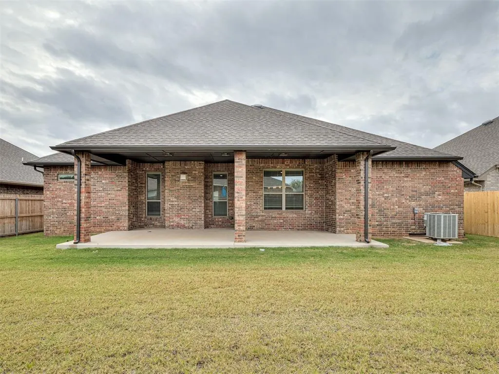 Photo 37 — 2913 Summit Hollow Circle, Norman, OK 73071