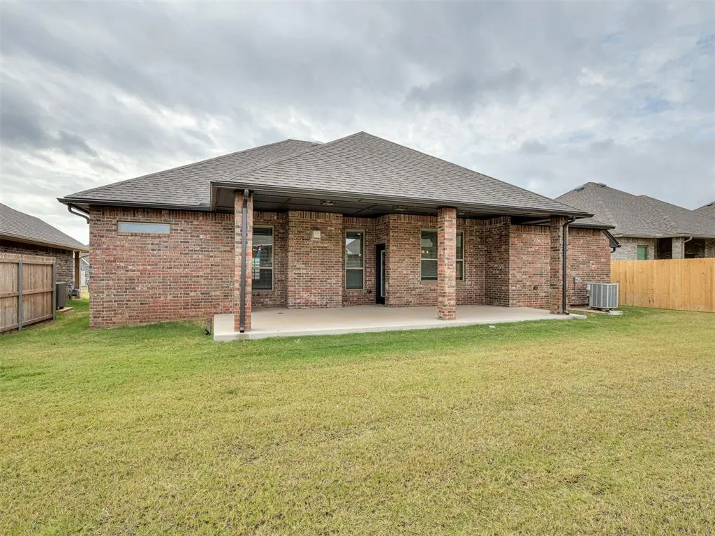 Photo 38 — 2913 Summit Hollow Circle, Norman, OK 73071