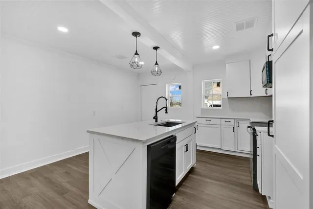 Photo 6 — 1301 N McKinley Avenue, Oklahoma City, OK 73106