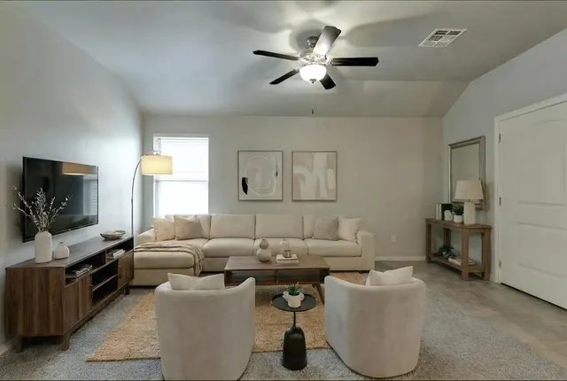 Photo 6 — 608 N 5th Street 608-610, Cashion, OK 73016