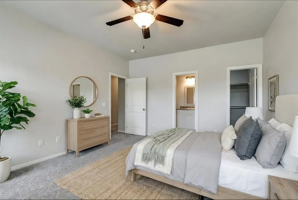 Photo 16 — 608 N 5th Street 608-610, Cashion, OK 73016