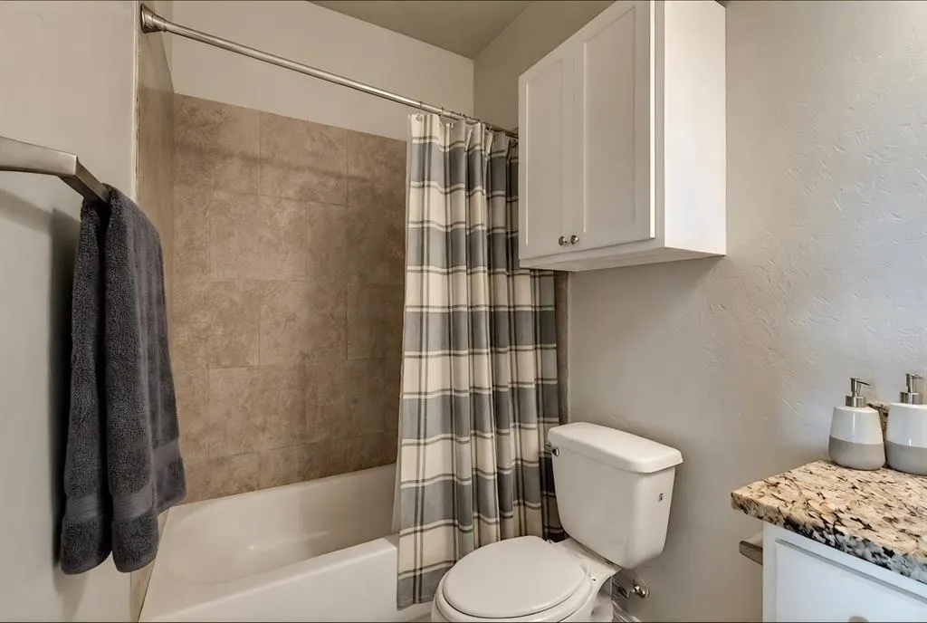 Photo 21 — 608 N 5th Street 608-610, Cashion, OK 73016