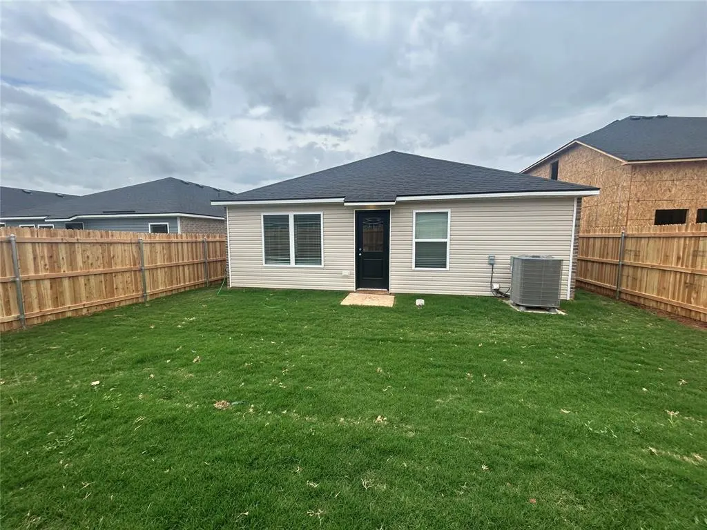 Photo 18 — 20504 Mule Deer Drive, Edmond, OK 73012