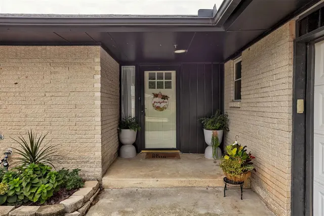 Photo 5 — 128 W Parkland Drive, Yukon, OK 73099
