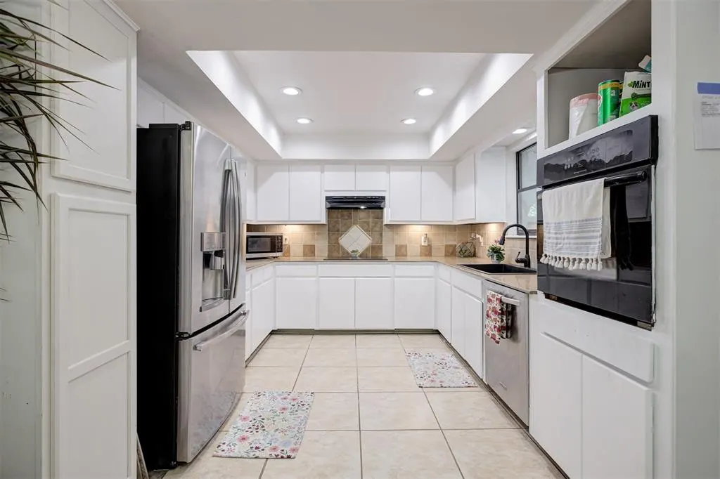 Photo 14 — 128 W Parkland Drive, Yukon, OK 73099
