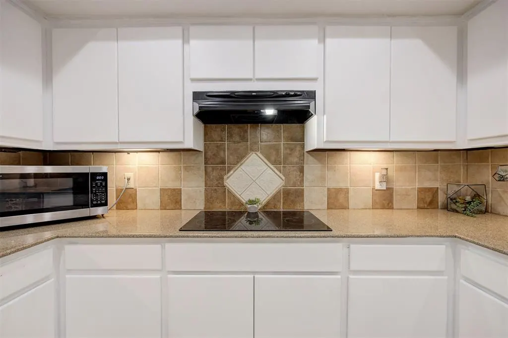 Photo 17 — 128 W Parkland Drive, Yukon, OK 73099
