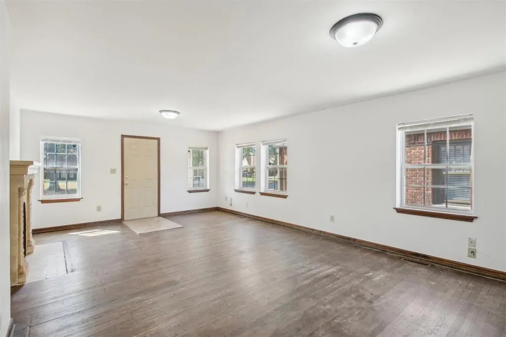 Photo 8 — 2625 NW 13th Street, Oklahoma City, OK 73107