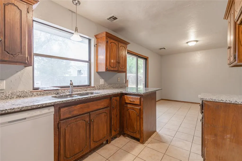 Photo 15 — 1808 Cimarron Trail, Choctaw, OK 73020