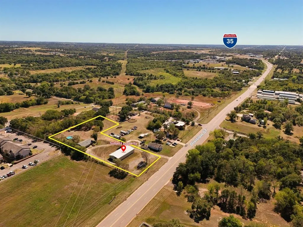 Front exterior — 3412 S Division Street, Guthrie, OK 73044